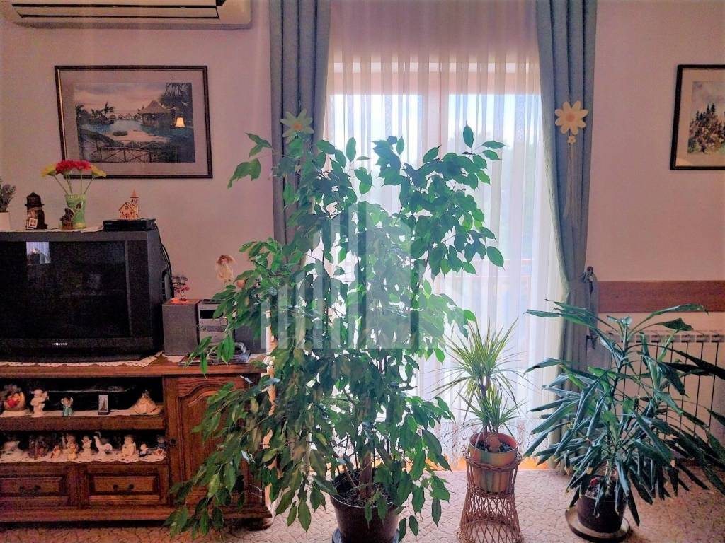 Flat in a building, Sale, Zagreb, Maksimir