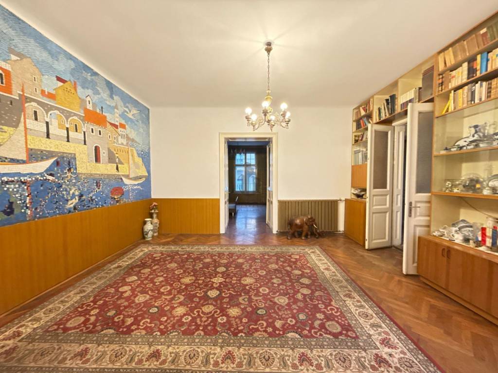 Flat in a building, Sale, Zagreb, Donji Grad