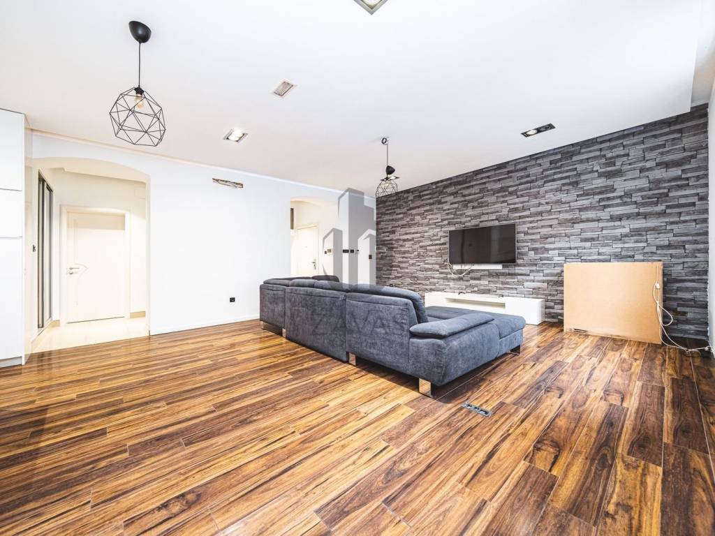 Flat in a building, Sale, Zagreb, Donji Grad