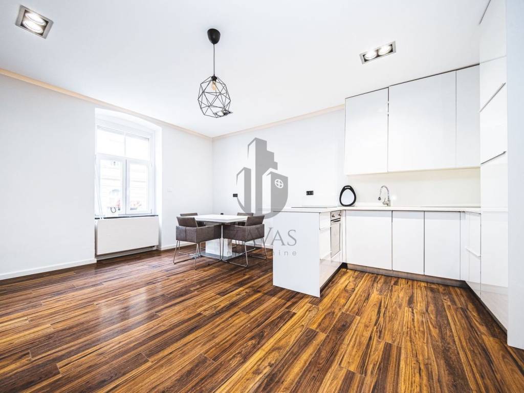 Flat in a building, Sale, Zagreb, Donji Grad