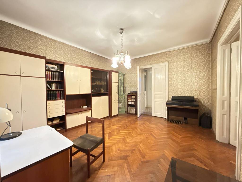 Flat in a building, Sale, Zagreb, Donji Grad