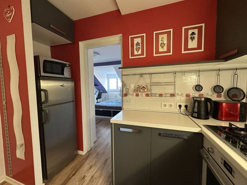 Flat in a building, Rent, Zagreb, Donji Grad