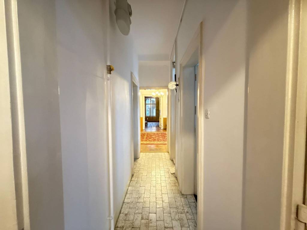 Flat in a building, Sale, Zagreb, Donji Grad