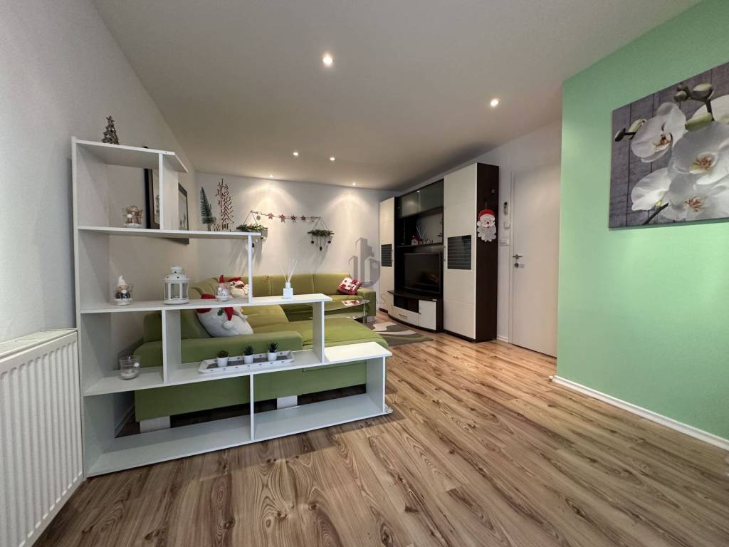 Flat in a building, Rent, Zagreb, Donji Grad