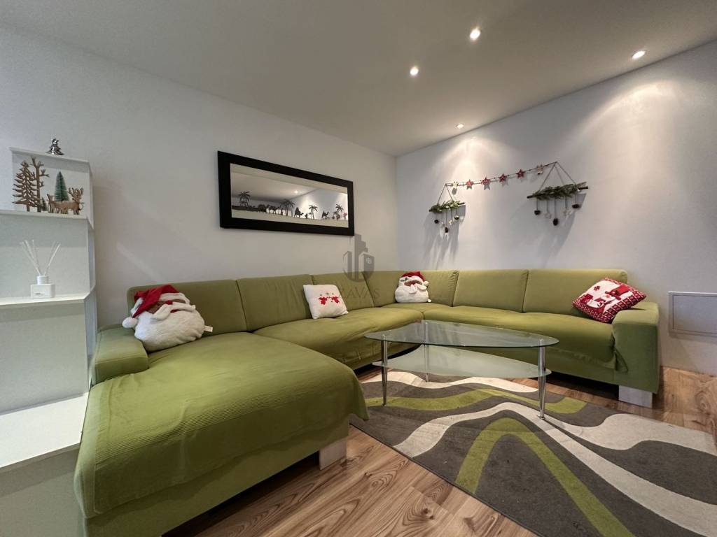 Flat in a building, Rent, Zagreb, Donji Grad