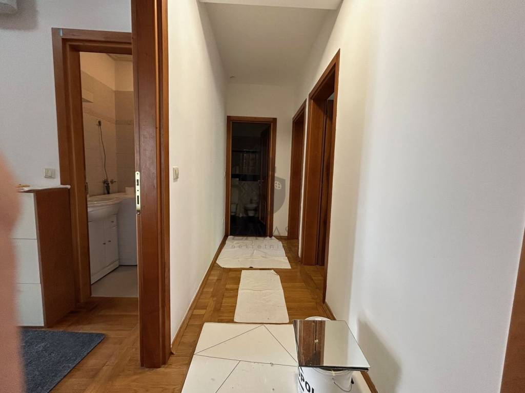 Flat in a building, Rent, Zagreb, Donji Grad
