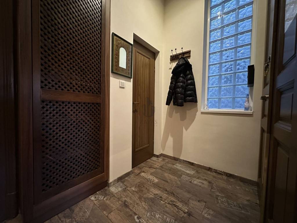 Flat in a building, Rent, Zagreb, Donji Grad