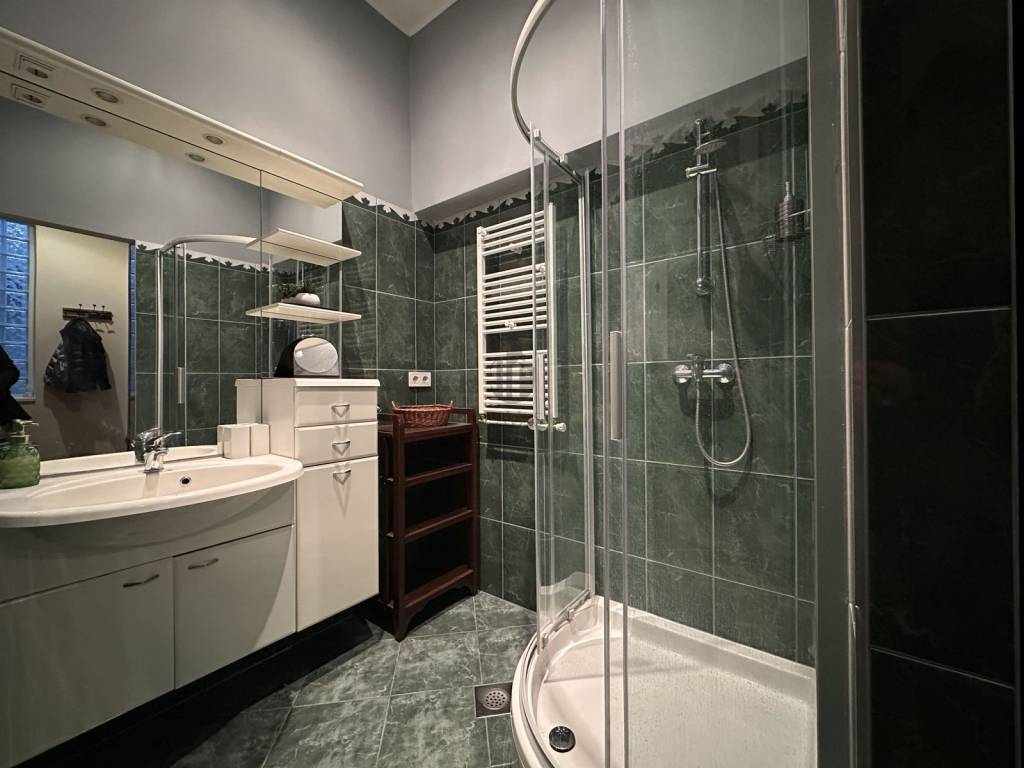 Flat in a building, Rent, Zagreb, Donji Grad