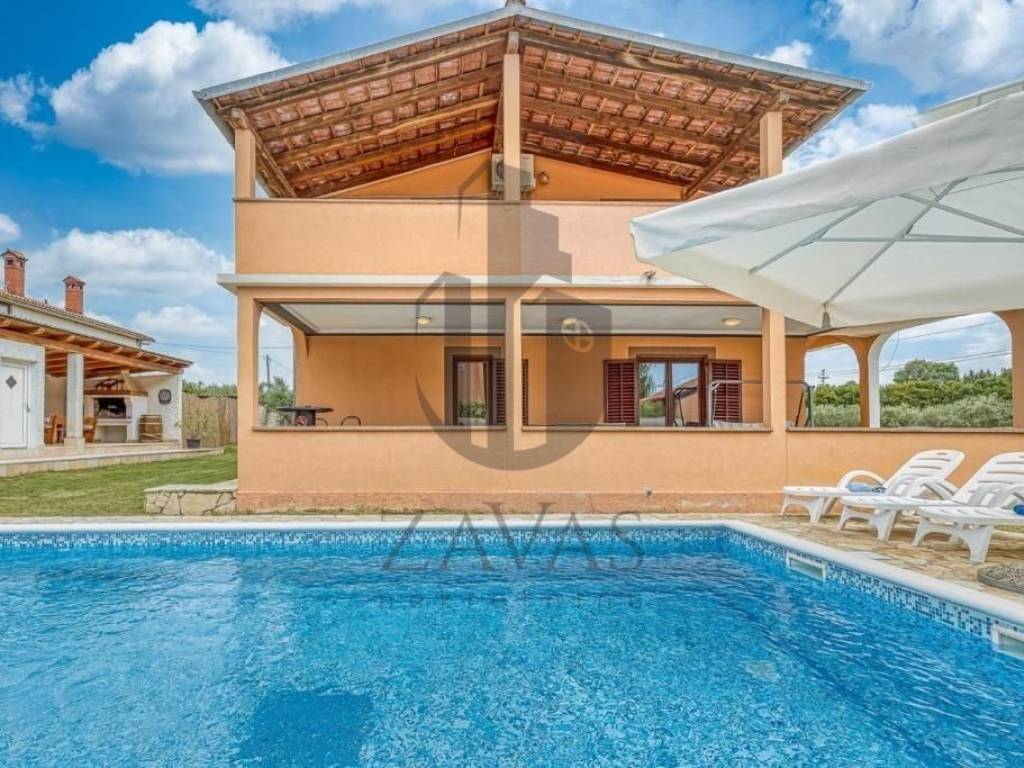 House by the sea, Sale, Pula, Pula