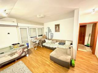 Flat in a house, Sale, Zagreb, Gornja Dubrava