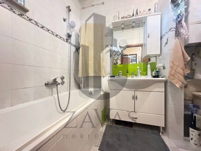 Flat in a building, Sale, Zagreb, Donja Dubrava