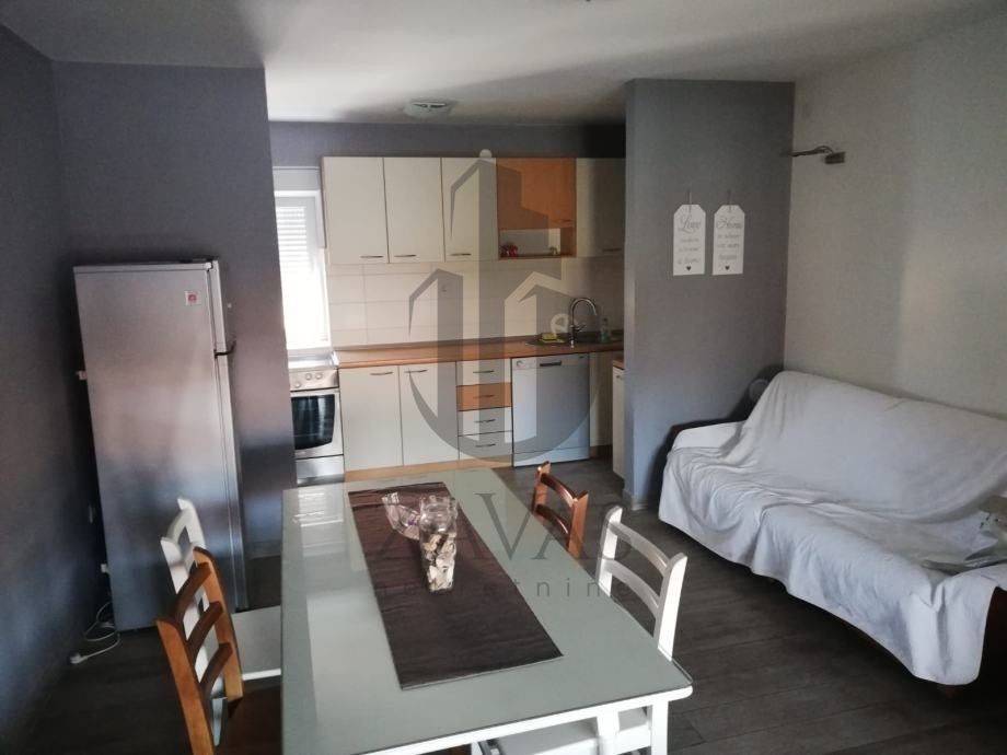Prodaja, Split,Brda