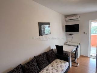 House with apartments, Sale, Vir, Vir