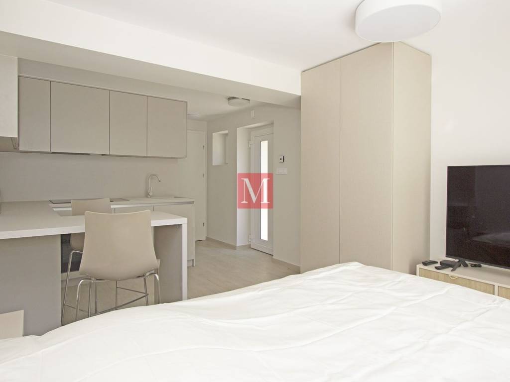 Flat in a building, Rent, Zagreb, Maksimir