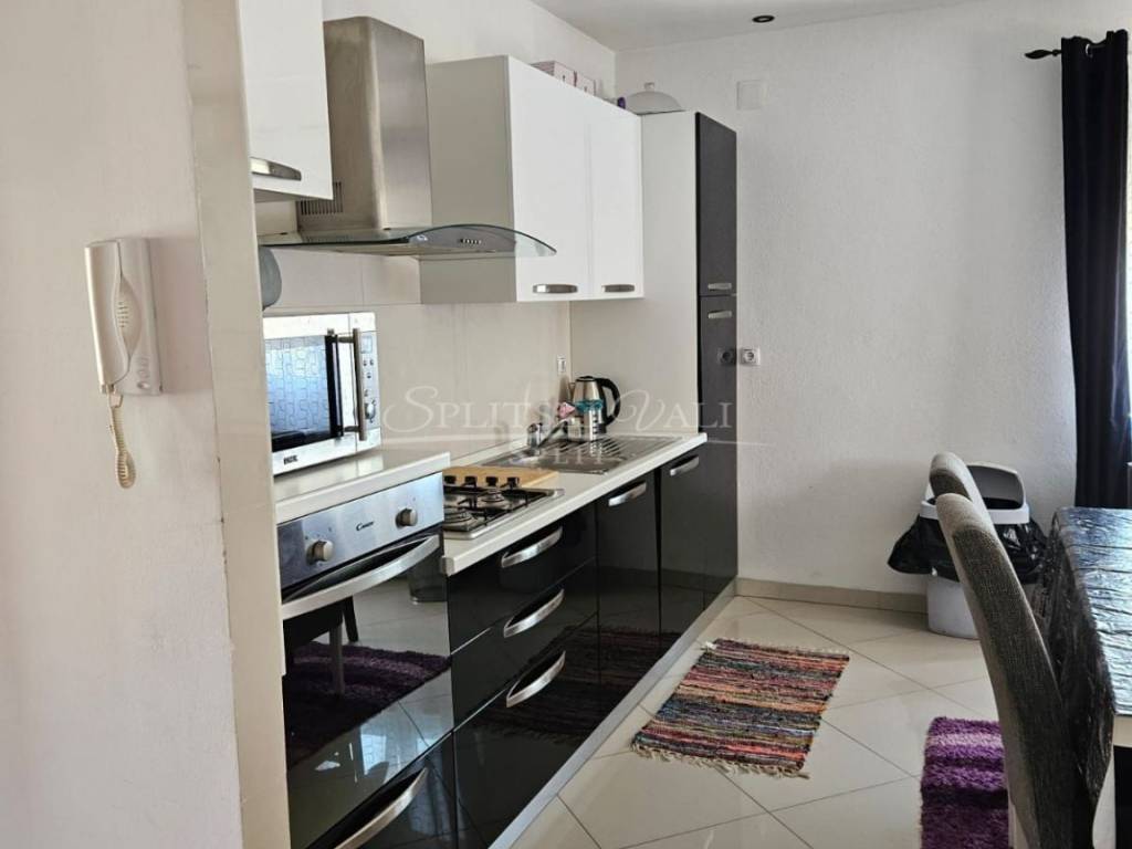 Flat in a house, Rent, Split, Split