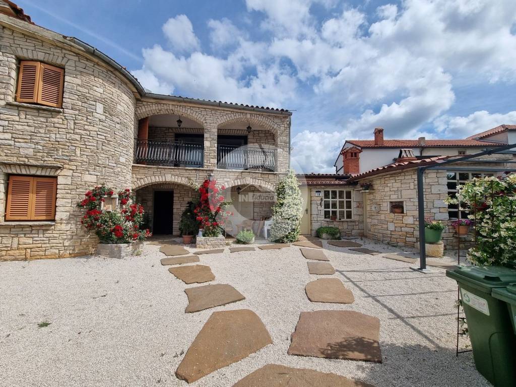 Stone house, Sale, Kaštelir-Labinci, Kaštelir