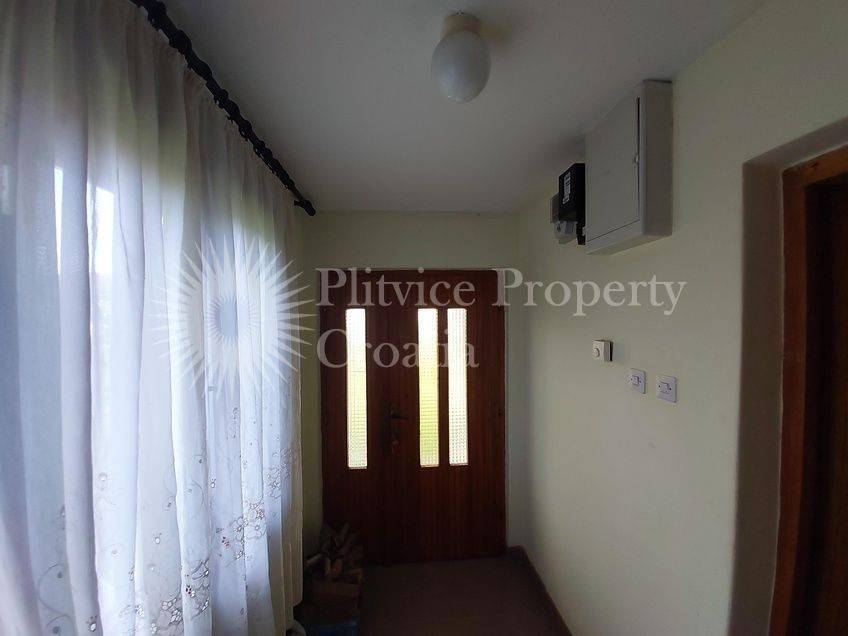 Family house, Sale, Topusko, Donja Čemernica