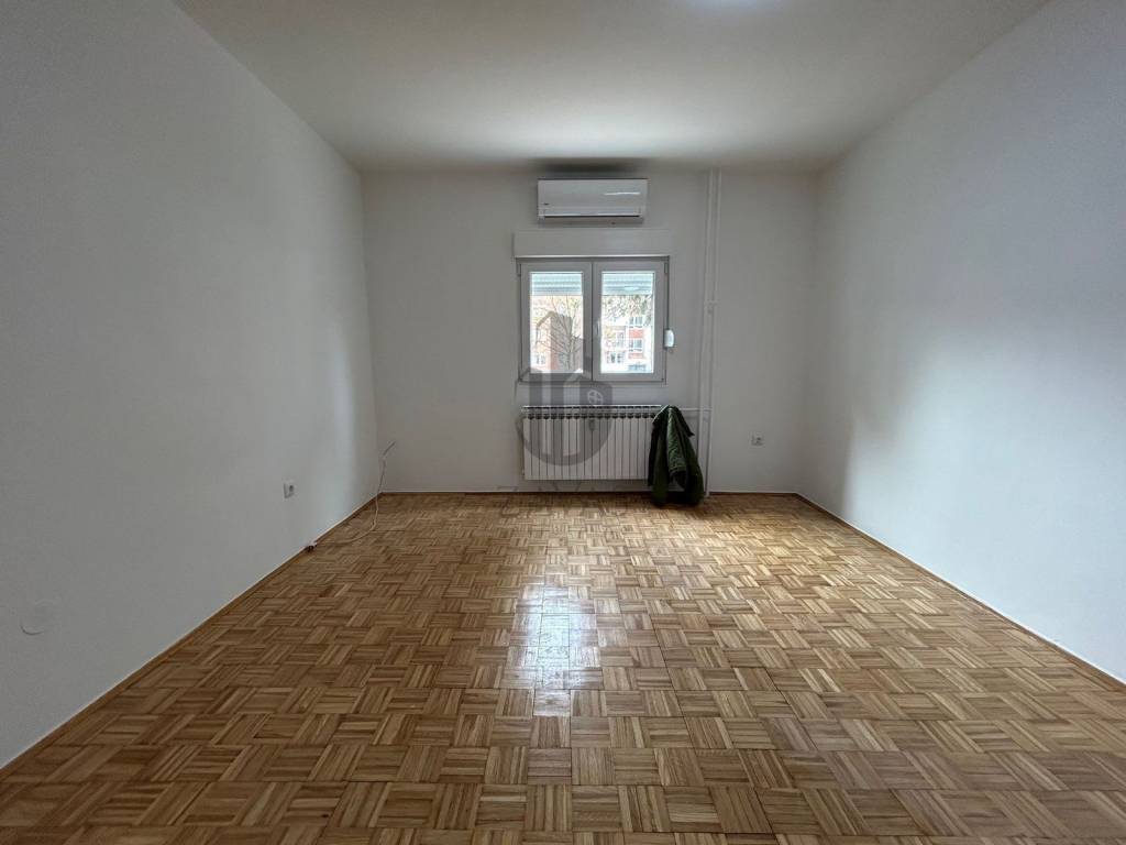 Flat in a building, Sale, Zagreb, Sesvete