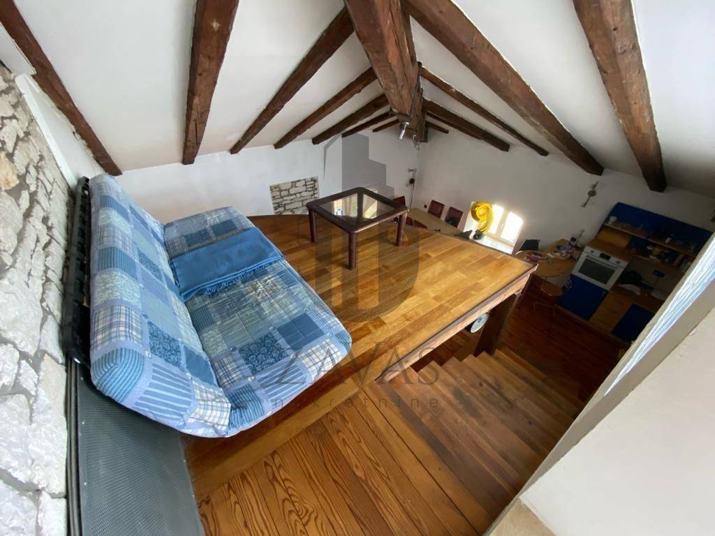 Flat in a building, Sale, Pula, Pula