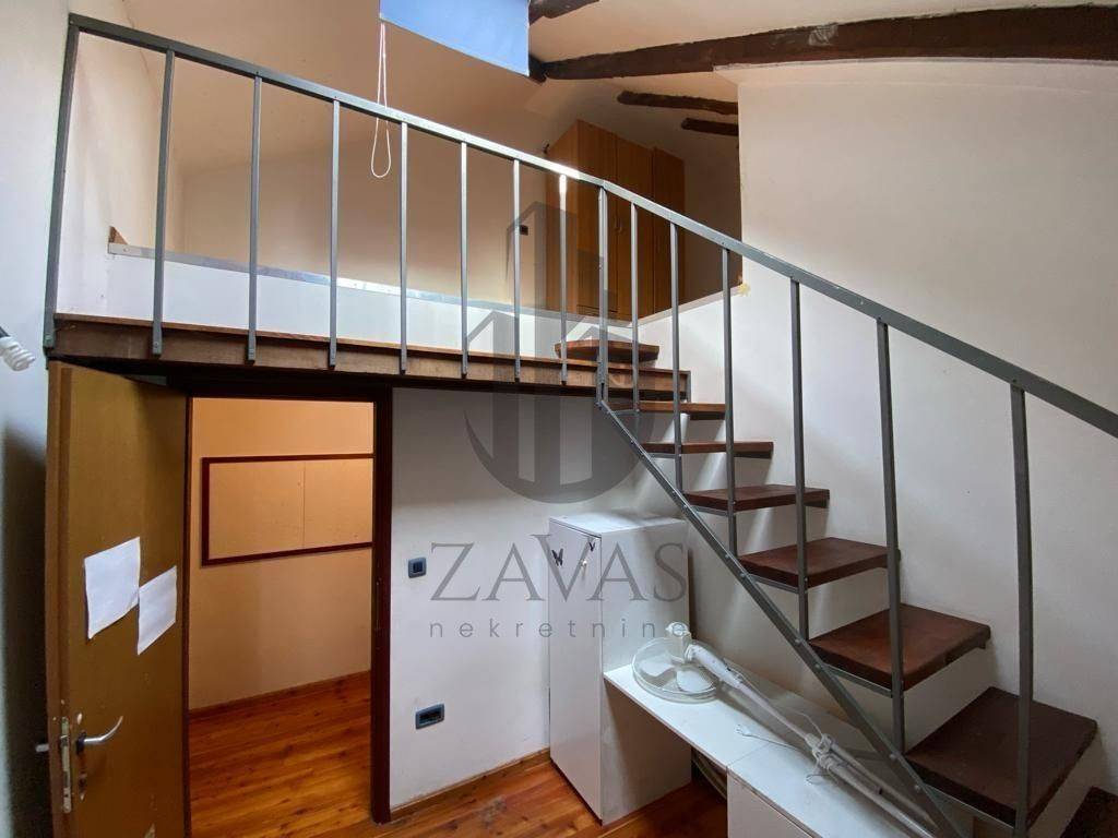 Flat in a building, Sale, Pula, Pula