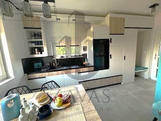 Flat in a building, Sale, Vir, Vir