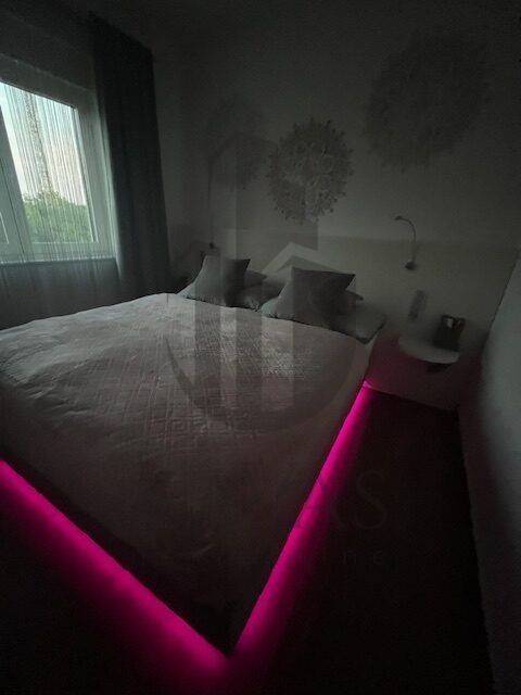 Flat in a building, Sale, Vir, Vir