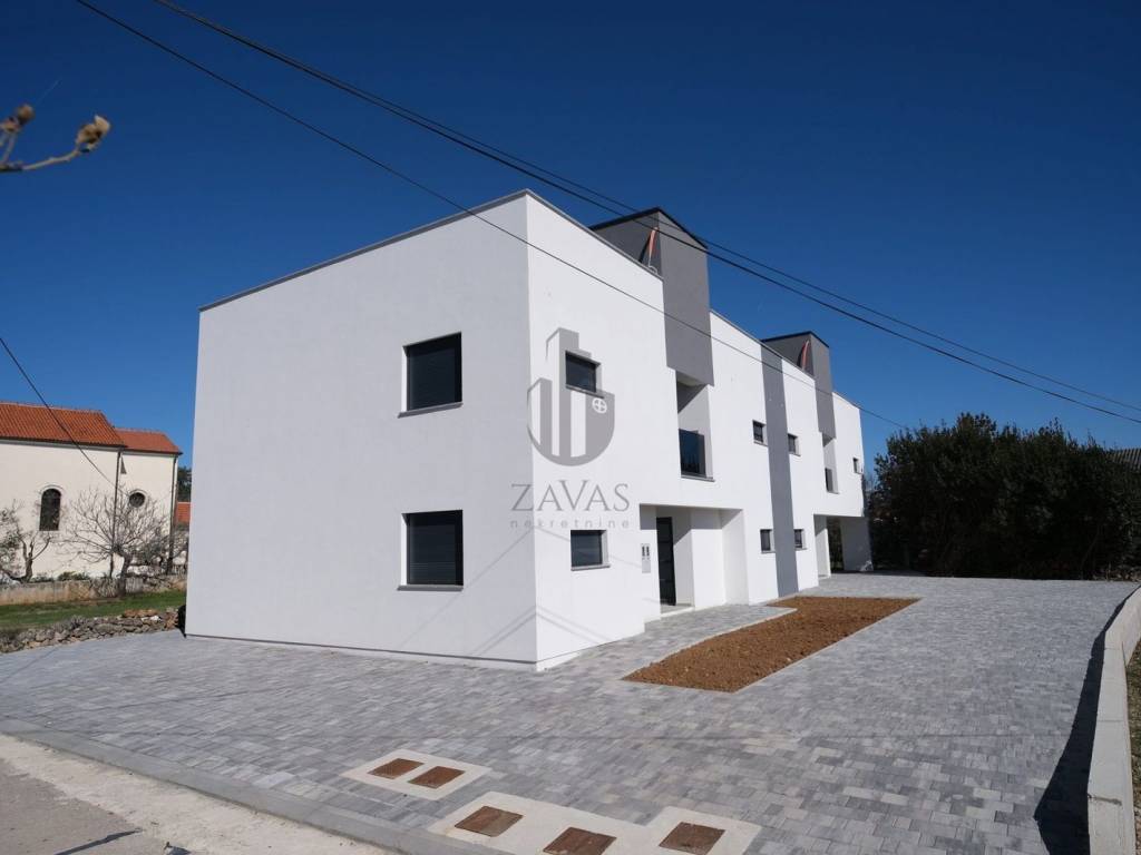 Flat in a building, Sale, Vir, Vir