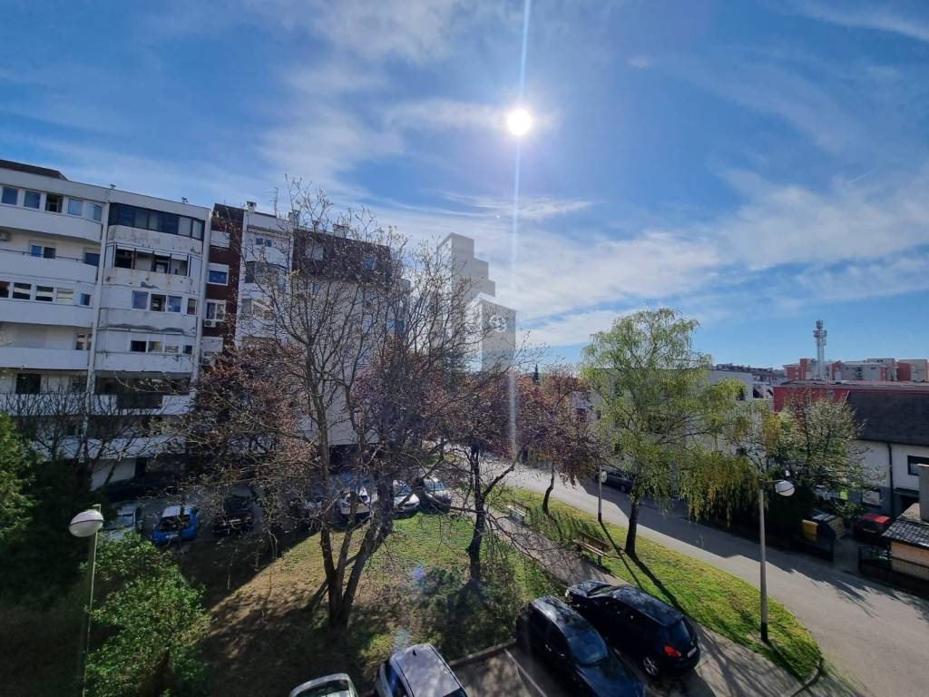 Flat in a building, Sale, Zagreb, Stenjevec