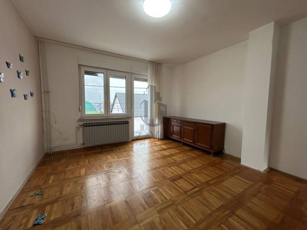 Terraced house, Sale, Zagreb, Trešnjevka - sjever