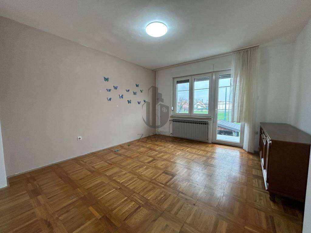 Terraced house, Sale, Zagreb, Trešnjevka - sjever