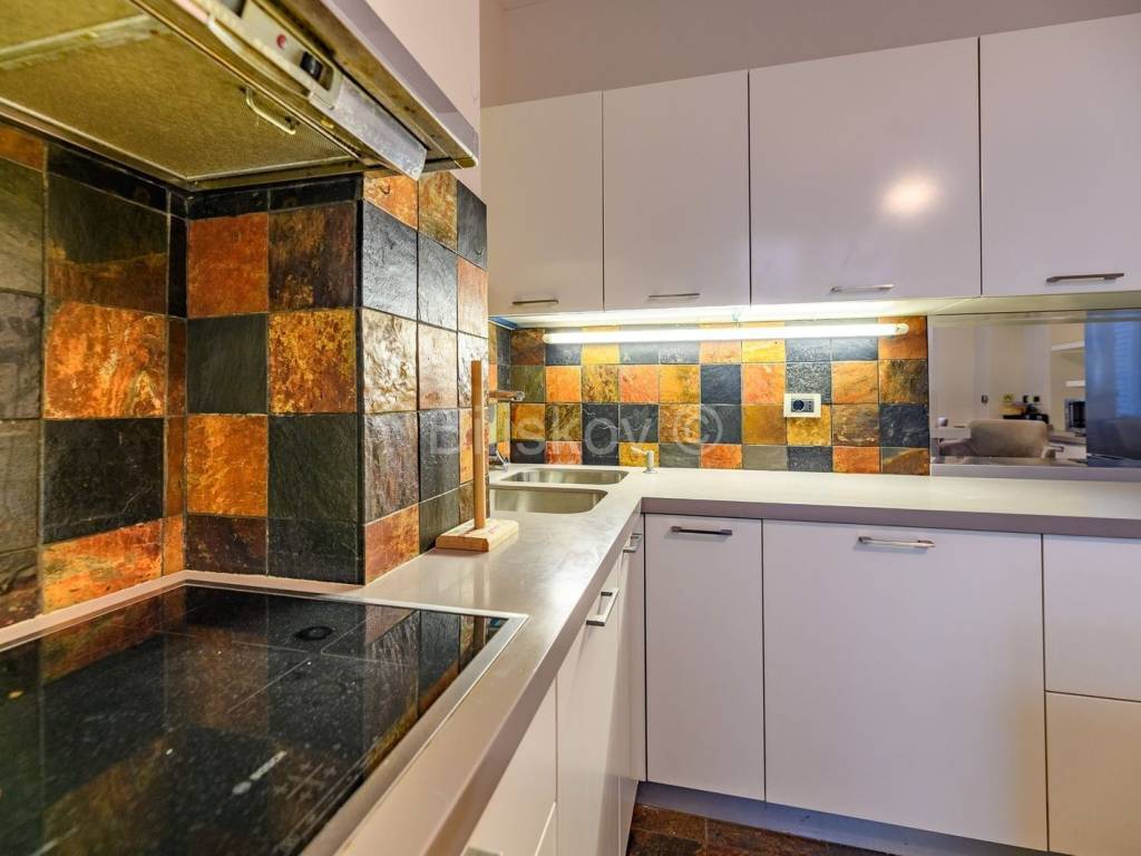 Clinic, Rent, Zagreb, Donji Grad