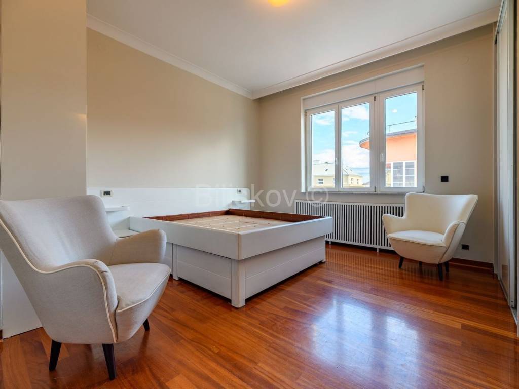 Clinic, Rent, Zagreb, Donji Grad
