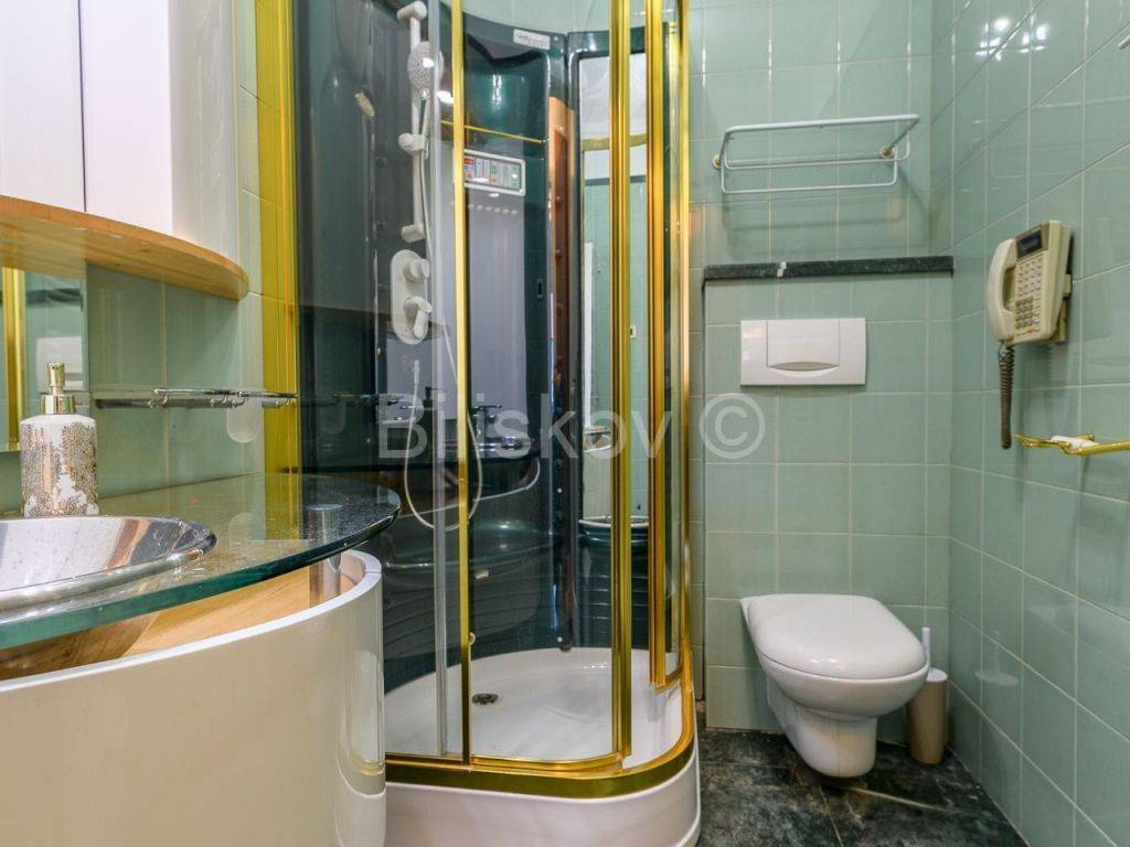 Clinic, Rent, Zagreb, Donji Grad