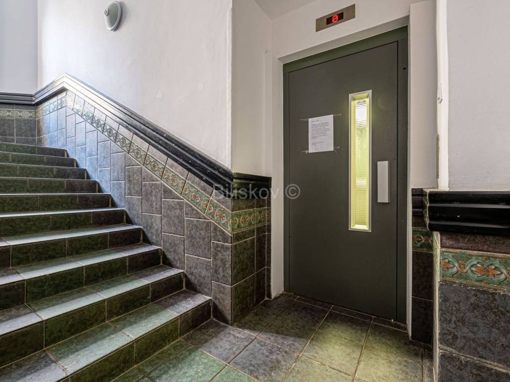Flat in a building, Sale, Zagreb, Donji Grad