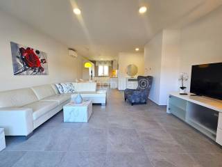 Flat in a new building, Sale, Pula, Pula