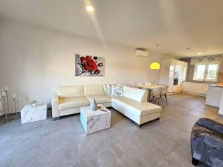 Flat in a new building, Sale, Pula, Pula