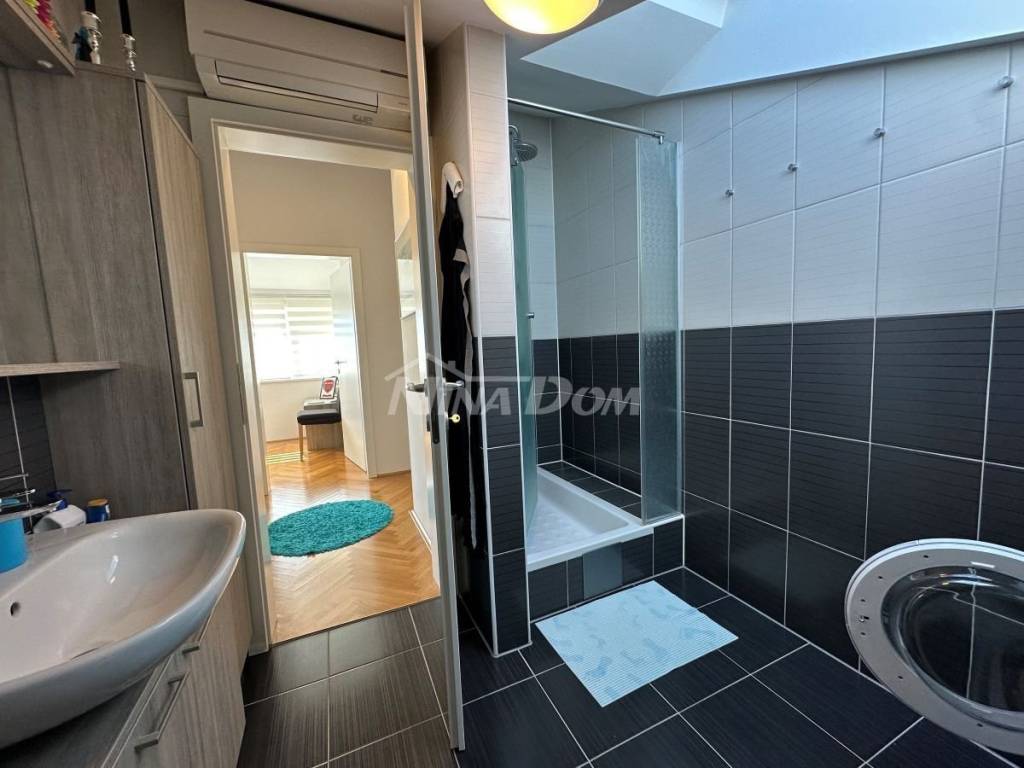 Flat in a building, Sale, Biograd na Moru, Biograd na Moru