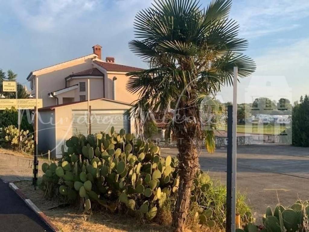 House by the sea, Sale, Tar-Vabriga, Tar