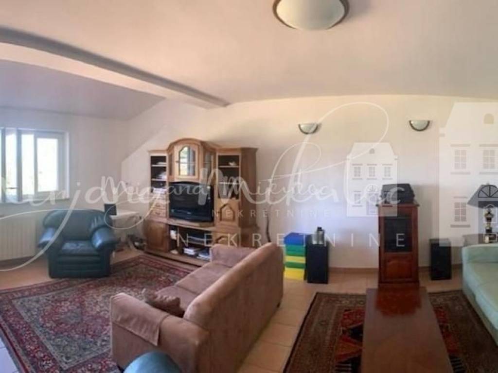 House by the sea, Sale, Tar-Vabriga, Tar