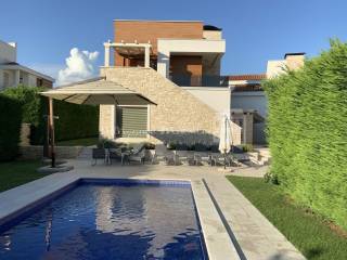 House by the sea, Sale, Tar-Vabriga, Tar