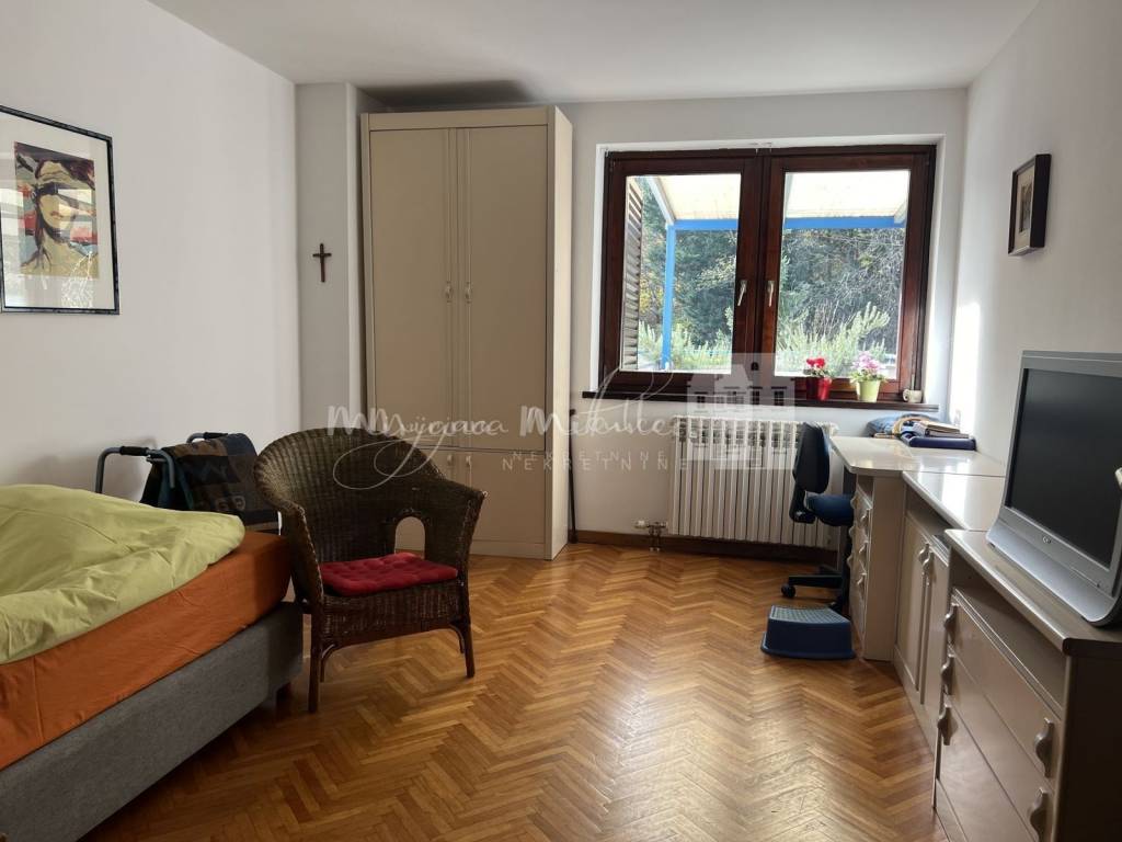 Flat in a building, Sale, Zagreb, Maksimir