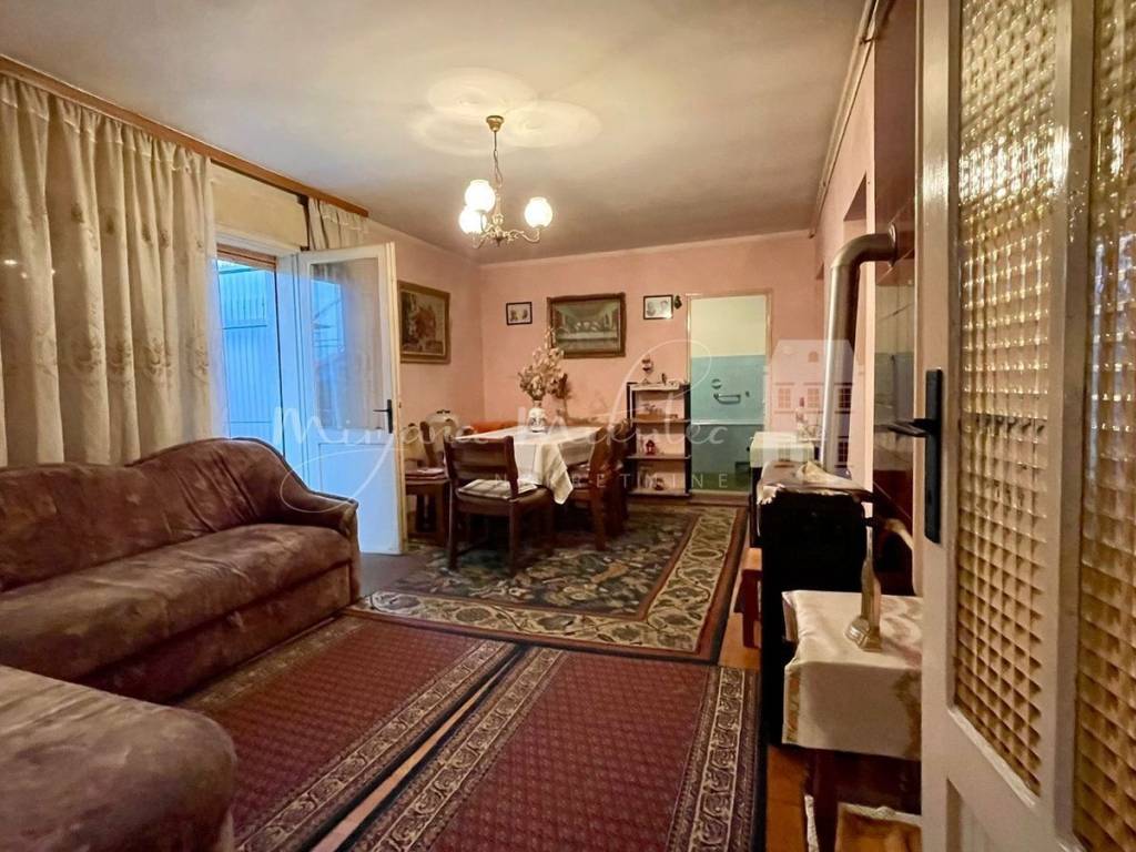 Detached house, Sale, Zagreb, Sesvete