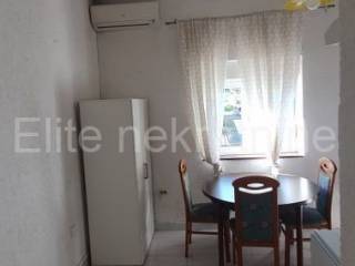 Flat in a house, Rent, Rijeka, Istok