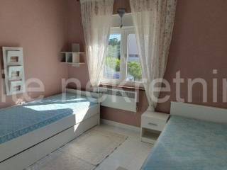 Flat in a house, Rent, Rijeka, Istok