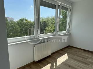Flat in a building, Sale, Zagreb, Gornja Dubrava