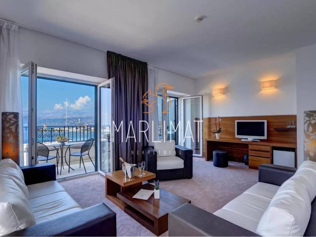 Hotel, Sale, Postira, Postira