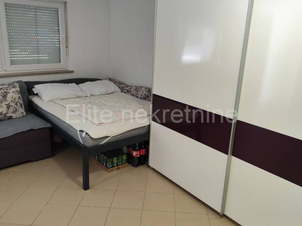 Flat in a building, Sale, Omišalj, Njivice