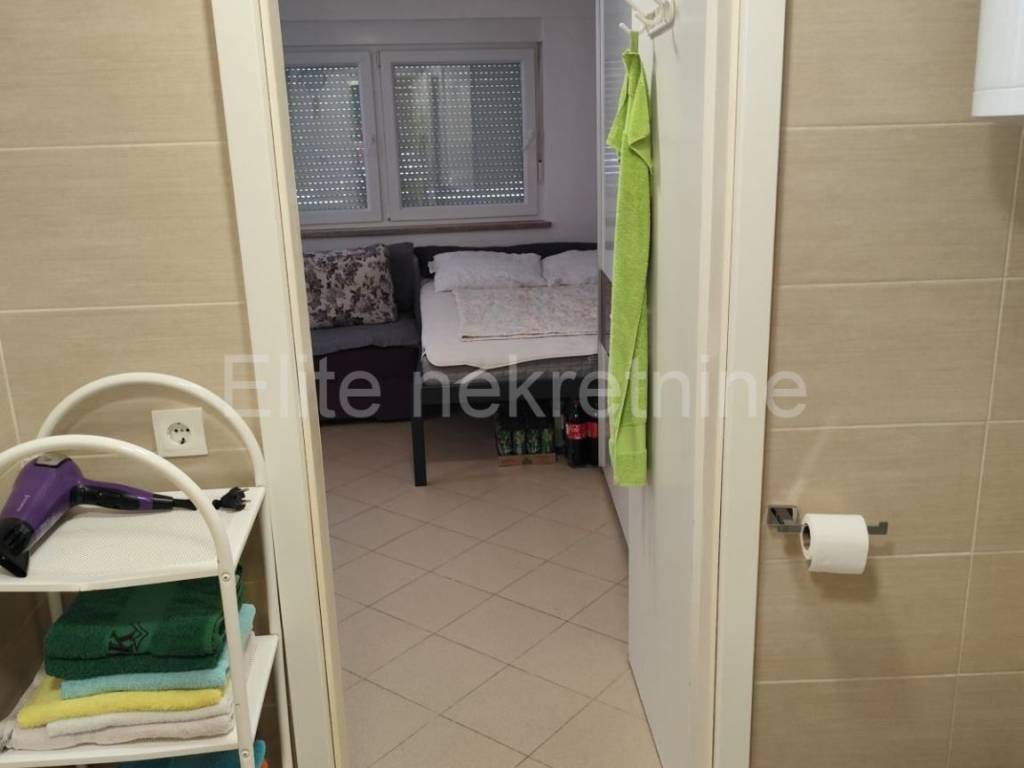 Flat in a building, Sale, Omišalj, Njivice