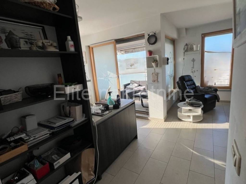 Flat in a building, Sale, Rijeka, Zapad