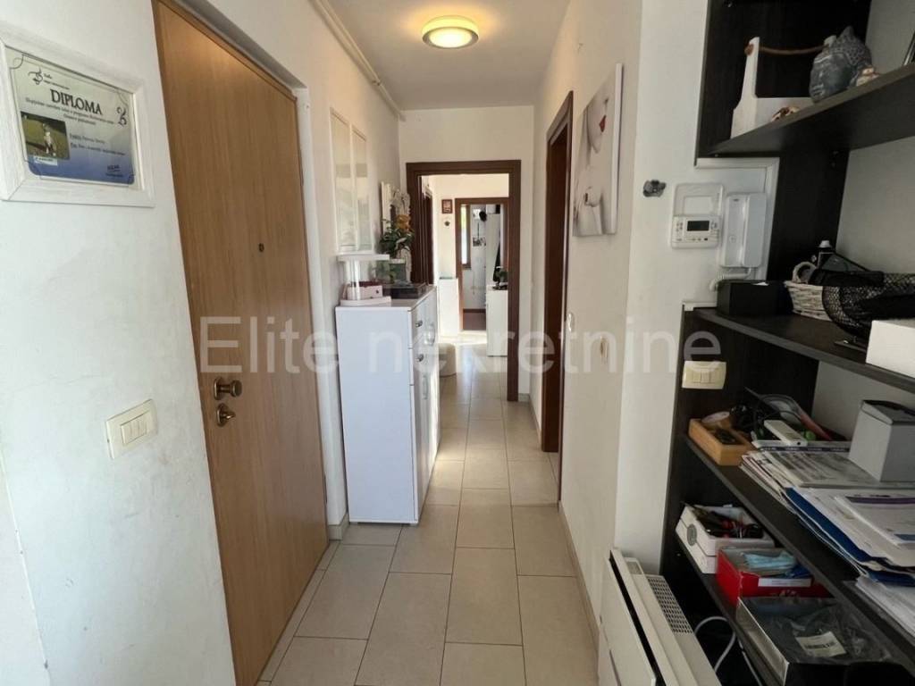 Flat in a building, Sale, Rijeka, Zapad